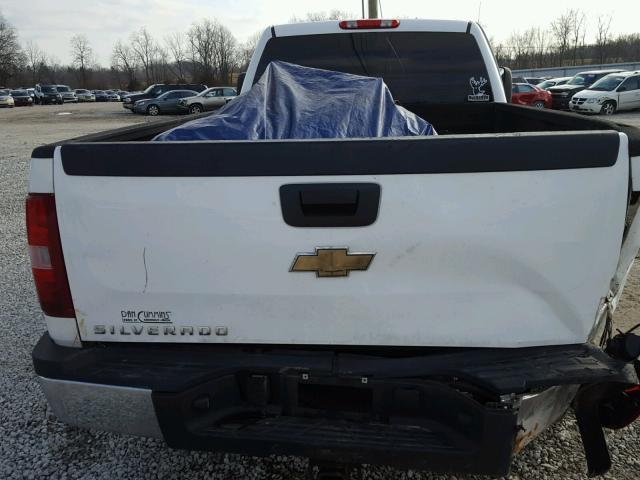 1GCHK24628E158037 - 2008 CHEVROLET SILVERADO WHITE photo 6