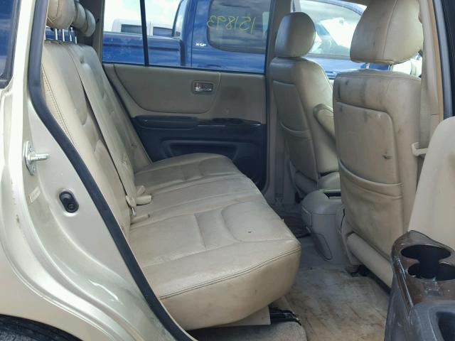 JTEGF21A930083069 - 2003 TOYOTA HIGHLANDER GOLD photo 6