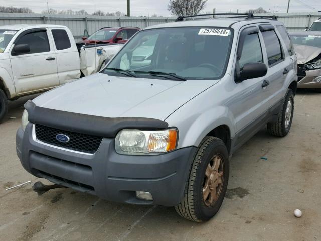 1FMYU93124KA47164 - 2004 FORD ESCAPE XLT SILVER photo 2