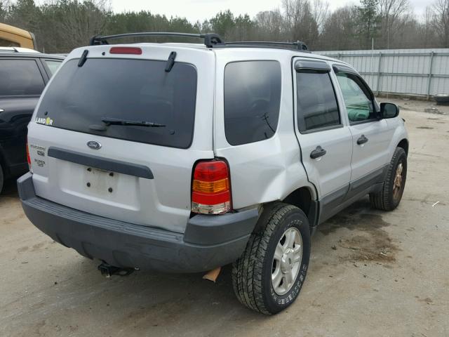 1FMYU93124KA47164 - 2004 FORD ESCAPE XLT SILVER photo 4