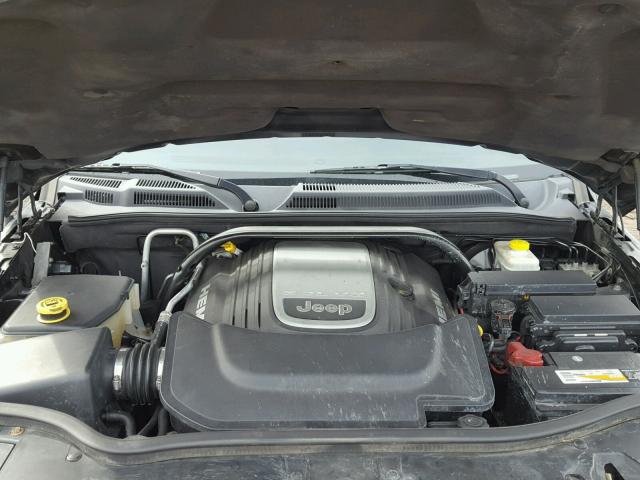 1J8HG58216C318467 - 2006 JEEP COMMANDER BLACK photo 7