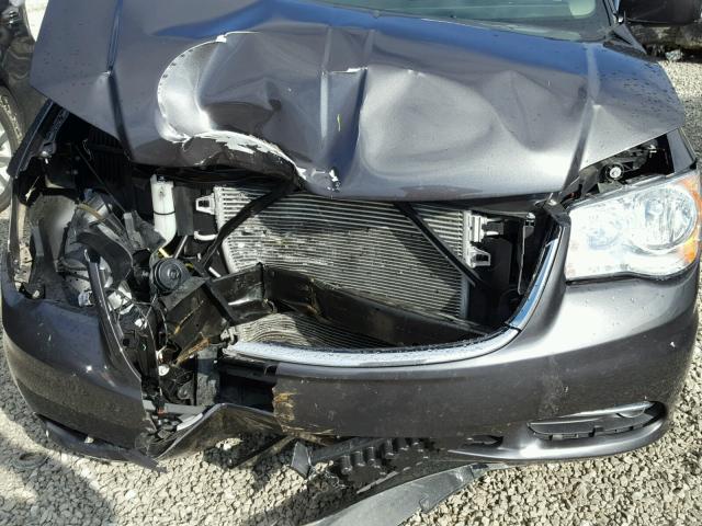 2C4RC1BG7FR504929 - 2015 CHRYSLER TOWN & COU CHARCOAL photo 7