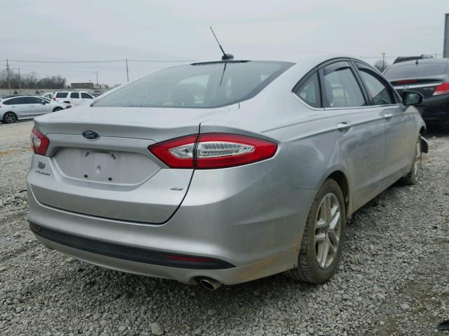 3FA6P0H7XER344391 - 2014 FORD FUSION SE SILVER photo 4