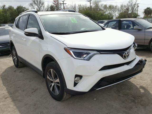 JTMWFREV3GJ067018 - 2016 TOYOTA RAV4 XLE WHITE photo 1