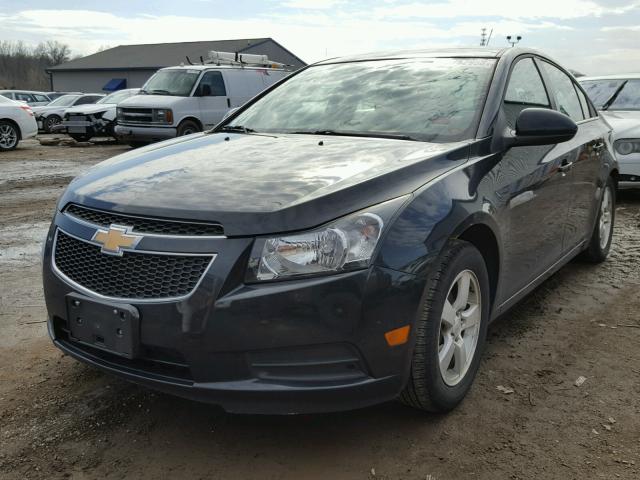 1G1PC5SB2D7256910 - 2013 CHEVROLET CRUZE LT BLACK photo 2