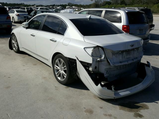 KMHGC4DF6BU114748 - 2011 HYUNDAI GENESIS 4. WHITE photo 3