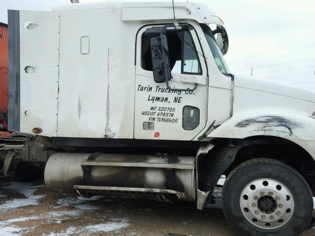 1FUJA6CK67LY68605 - 2007 FREIGHTLINER CONVENTION WHITE photo 9