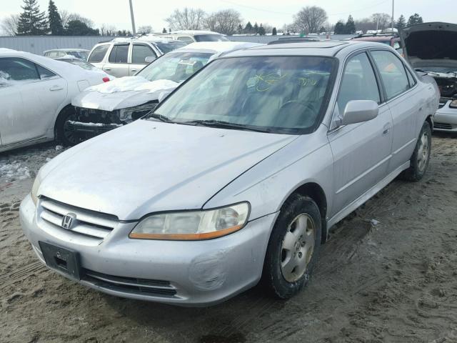 1HGCG16562A023489 - 2002 HONDA ACCORD EX SILVER photo 2