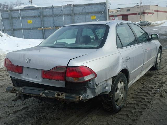 1HGCG16562A023489 - 2002 HONDA ACCORD EX SILVER photo 4