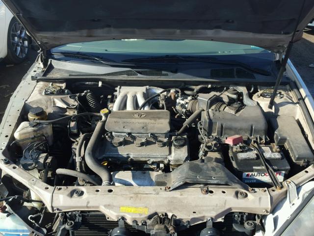 4T1BF32K42U541597 - 2002 TOYOTA CAMRY LE TAN photo 7