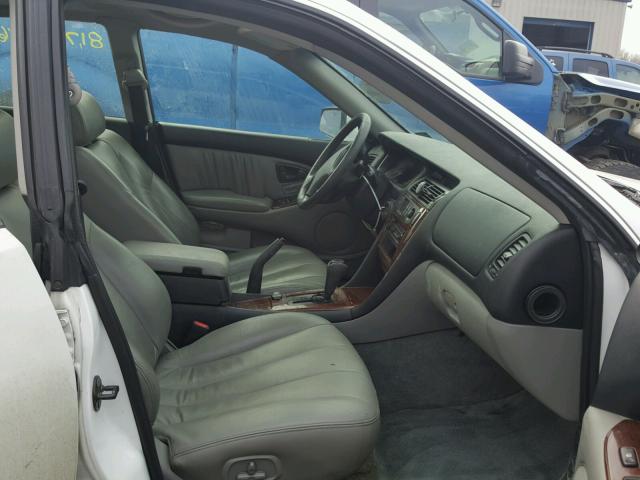 6MMAP67P33T005918 - 2003 MITSUBISHI DIAMANTE L WHITE photo 5