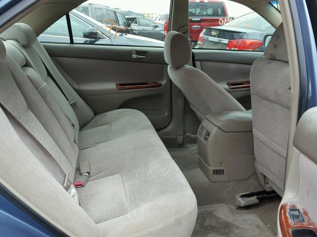 4T1BE32K12U549935 - 2002 TOYOTA CAMRY LE BLUE photo 6