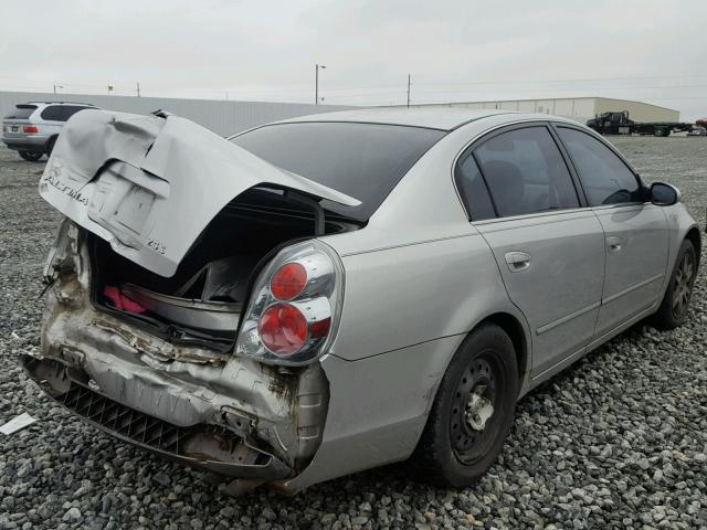 1N4AL11D75C274410 - 2005 NISSAN ALTIMA S SILVER photo 4