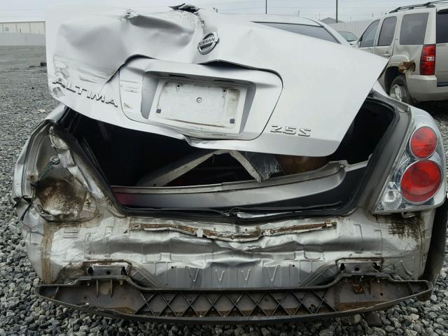 1N4AL11D75C274410 - 2005 NISSAN ALTIMA S SILVER photo 9