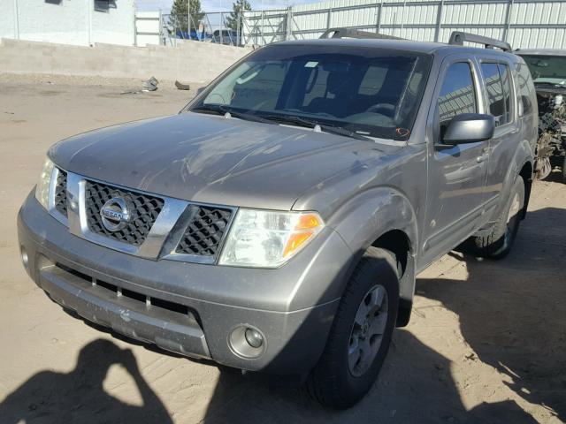 5N1AR18U46C639427 - 2006 NISSAN PATHFINDER GOLD photo 2