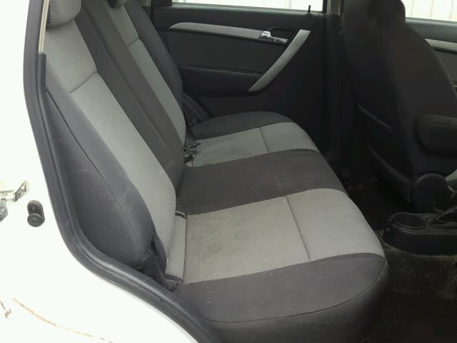 KL1TD6DE9BB255027 - 2011 CHEVROLET AVEO LS WHITE photo 6