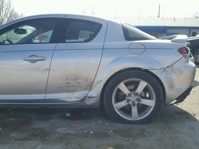 JM1FE17N240132699 - 2004 MAZDA RX8 SILVER photo 9