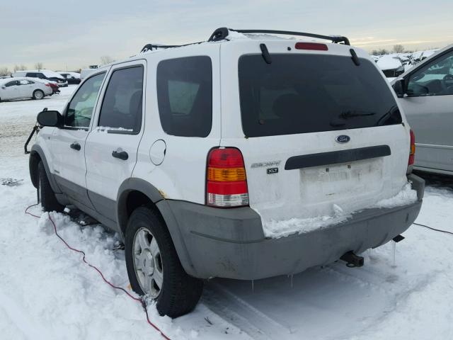 1FMYU04122KB97962 - 2002 FORD ESCAPE XLT WHITE photo 3