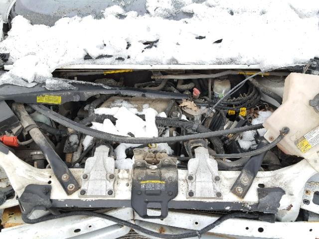 1GNDX03E31D306003 - 2001 CHEVROLET VENTURE WHITE photo 7