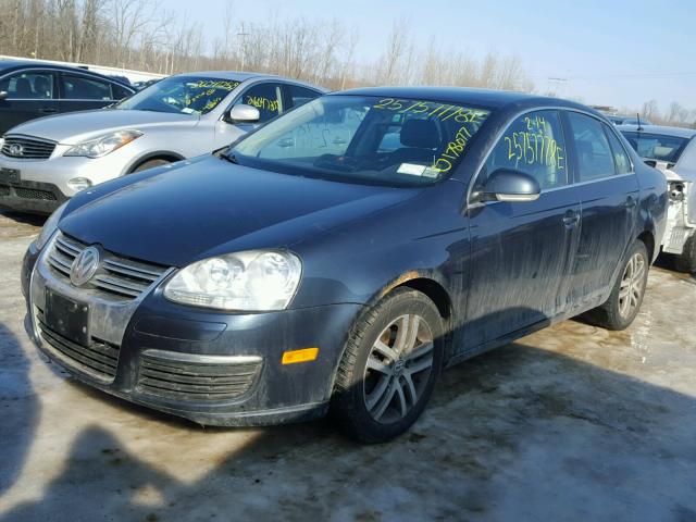 3VWST71K16M776441 - 2006 VOLKSWAGEN JETTA TDI BLUE photo 2