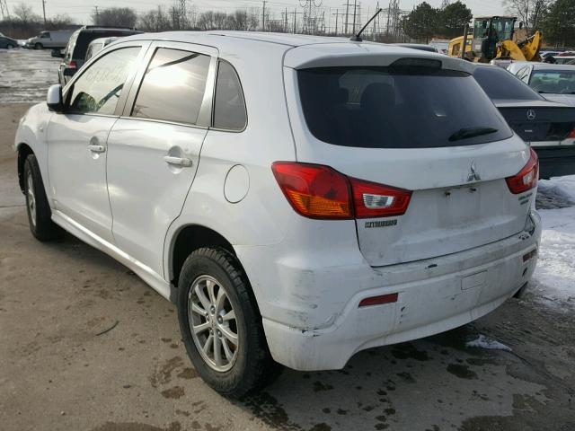 JA4AP3AU2BZ007625 - 2011 MITSUBISHI OUTLANDER WHITE photo 3