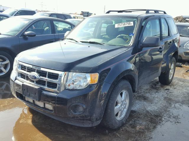 1FMCU9C79BKC65713 - 2011 FORD ESCAPE XLS BLACK photo 2