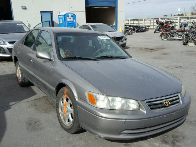 4T1BF22K9YU103080 - 2000 TOYOTA CAMRY LE GRAY photo 1