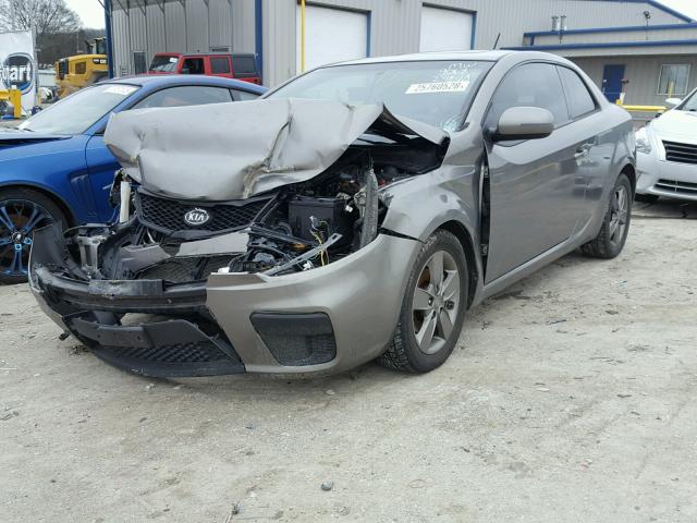 KNAFU6A26B5349068 - 2011 KIA FORTE EX GRAY photo 2