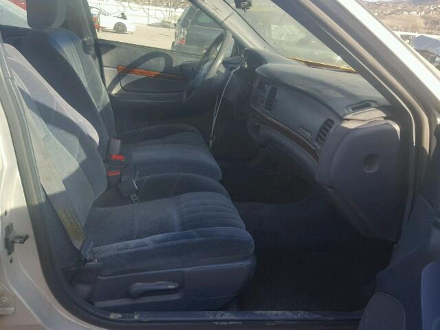 2G1WF55E619116751 - 2001 CHEVROLET IMPALA 银色 照片 5