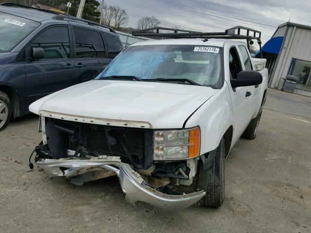 3GTEC13C19G233497 - 2009 GMC SIERRA C15 WHITE photo 2