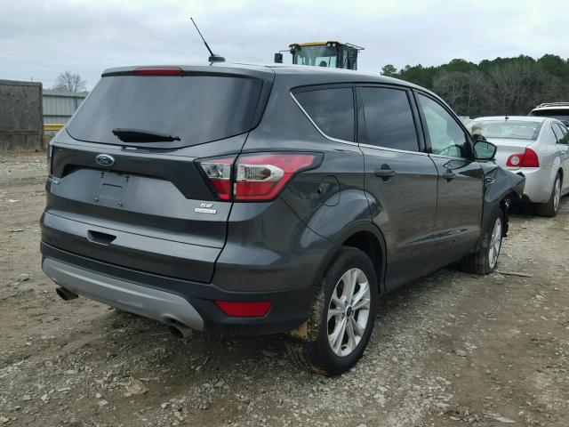 1FMCU0G93HUB30943 - 2017 FORD ESCAPE SE GRAY photo 4