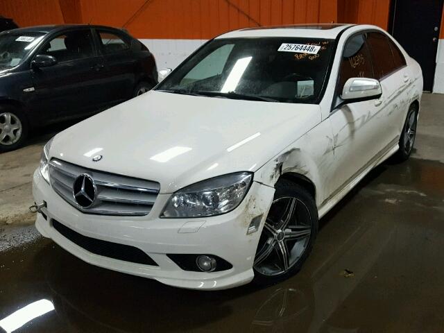 WDDGF81X09F262897 - 2009 MERCEDES-BENZ C 300 4MAT WHITE photo 2