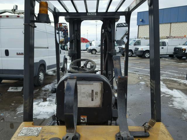 AT9004666 - 2006 CATERPILLAR FORKLIFT YELLOW photo 6