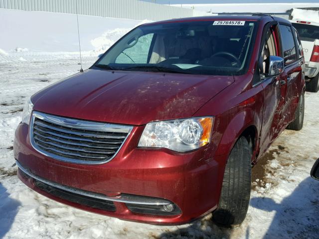 2C4RC1CG1ER275130 - 2014 CHRYSLER TOWN & COU BURGUNDY photo 2