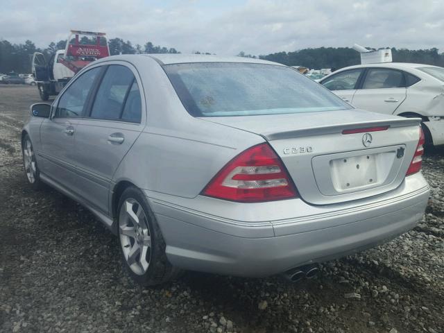 WDBRF52H37E023659 - 2007 MERCEDES-BENZ C 230 SILVER photo 3