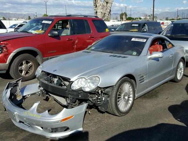 WDBSK74FX3F043285 - 2003 MERCEDES-BENZ SL 55 AMG SILVER photo 2