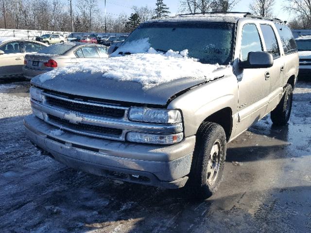 3GNFK16T3YG140425 - 2000 CHEVROLET SUBURBAN K TAN photo 2