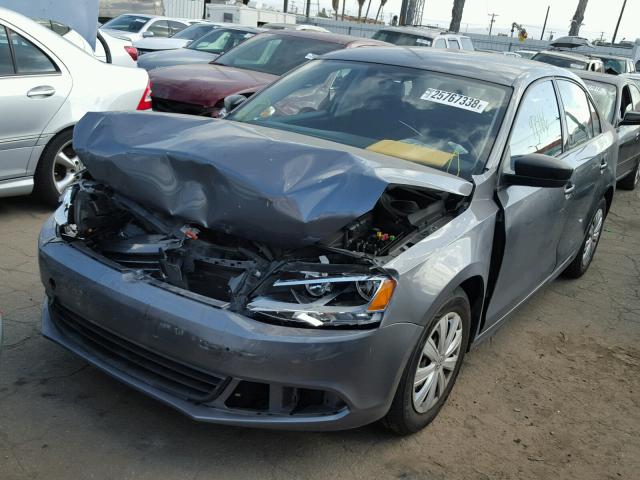 3VW2K7AJ4BM400496 - 2011 VOLKSWAGEN JETTA BASE CHARCOAL photo 2