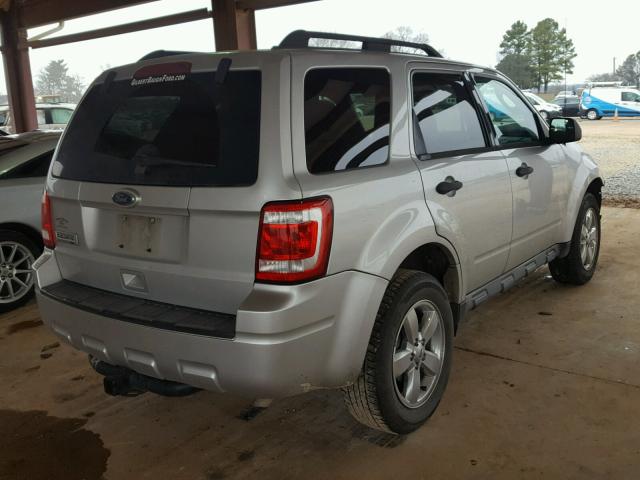 1FMCU0D73AKB79595 - 2010 FORD ESCAPE XLT SILVER photo 4