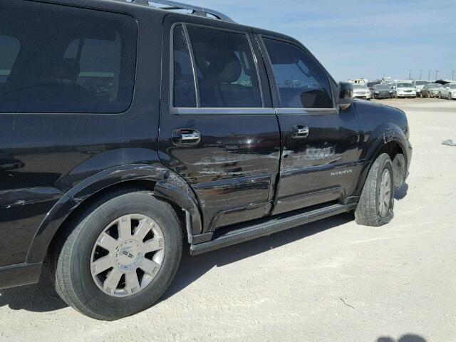 5LMFU27R84LJ18728 - 2004 LINCOLN NAVIGATOR BLACK photo 9