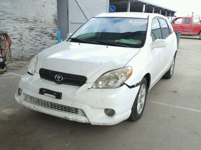 2T1KR32E26C579127 - 2006 TOYOTA COROLLA MA WHITE photo 2