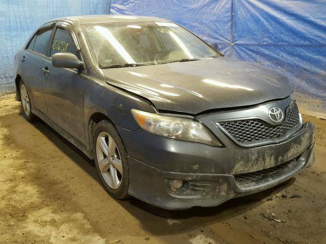 4T1BF3EK0BU217008 - 2011 TOYOTA CAMRY BASE GRAY photo 1