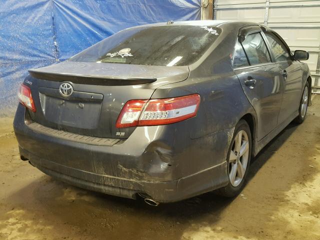 4T1BF3EK0BU217008 - 2011 TOYOTA CAMRY BASE GRAY photo 4