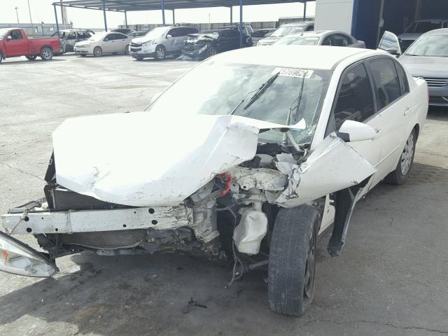 1G1ZT58N28F129970 - 2008 CHEVROLET MALIBU LT WHITE photo 2