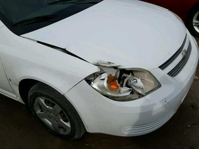 1G1AK55F777204409 - 2007 CHEVROLET COBALT LS WHITE photo 9