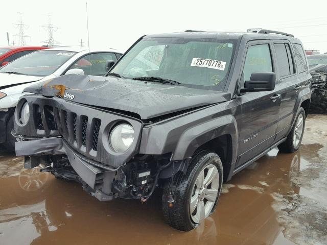 1C4NJPFB8GD515058 - 2016 JEEP PATRIOT LA GRAY photo 2