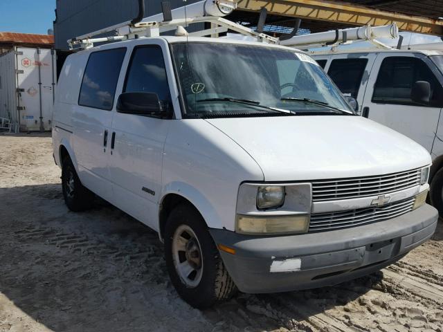 1GCDM19W81B141942 - 2001 CHEVROLET ASTRO WHITE photo 1