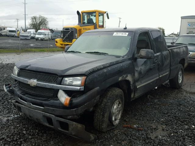 2GCEK19TX31255623 - 2003 CHEVROLET SILVERADO BLACK photo 2