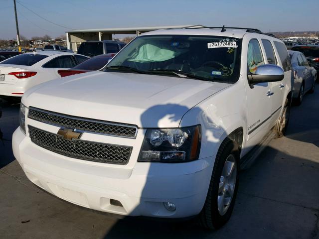 1GNFC36029R258062 - 2009 CHEVROLET SUBURBAN C WHITE photo 2