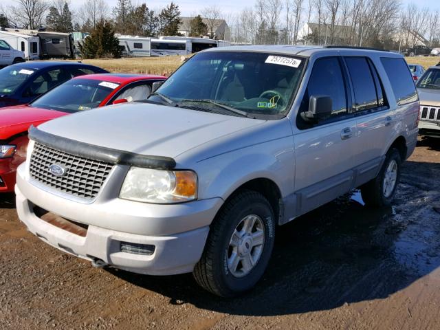 1FMPU16L43LB88224 - 2003 FORD EXPEDITION SILVER photo 2